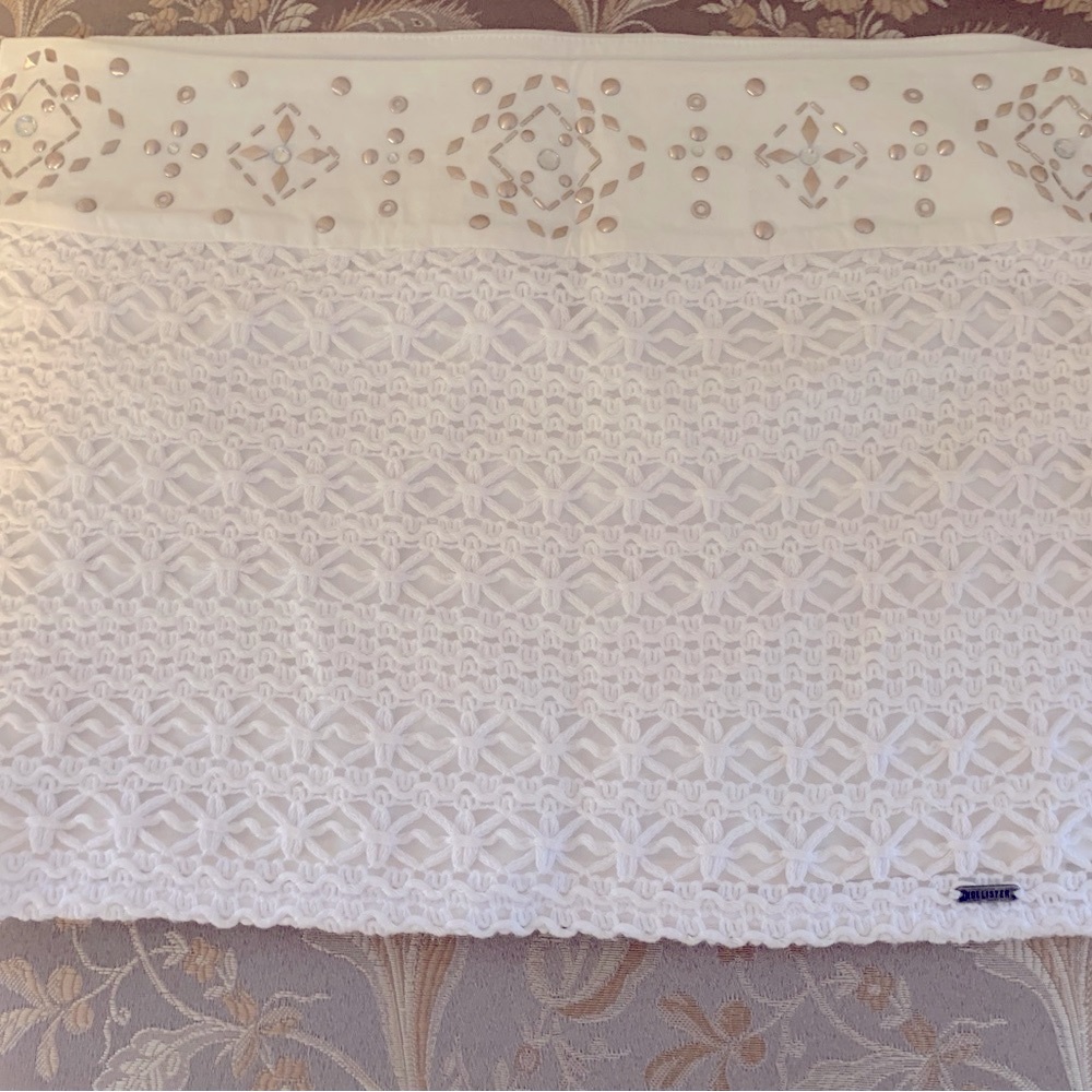 Hollister Studded Mini Skirt! Size 1 - Beautiful Skirt!